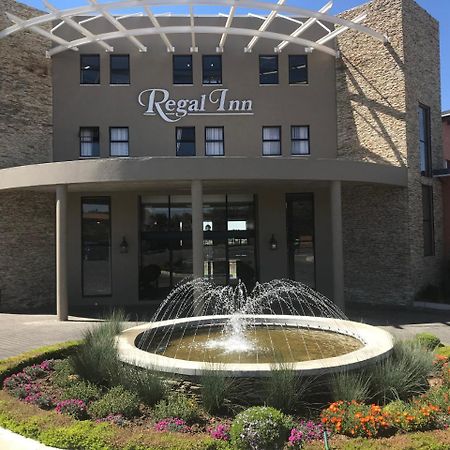 Regal Inn Hotel Midrand Exteriör bild