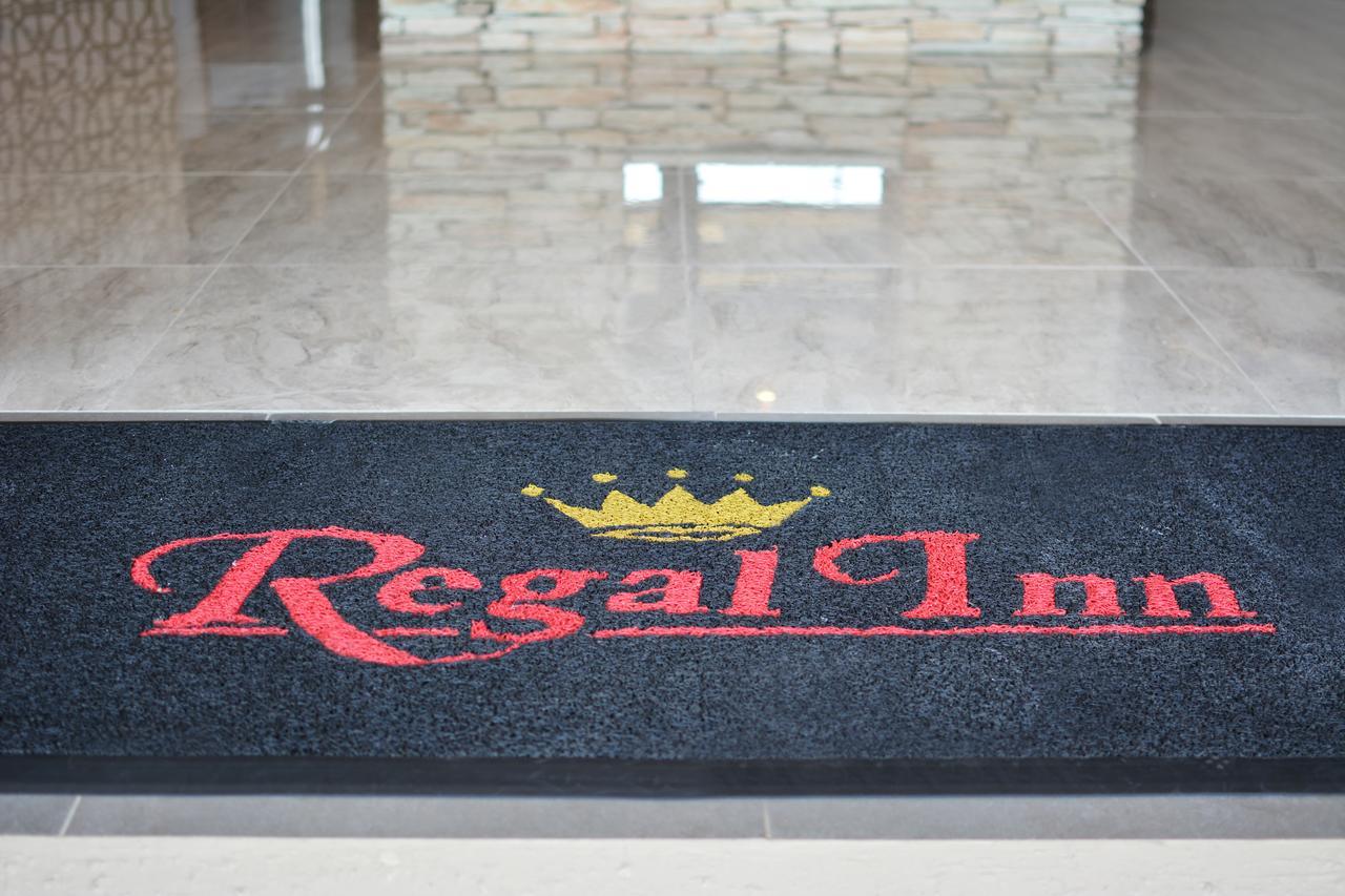 Regal Inn Hotel Midrand Exteriör bild